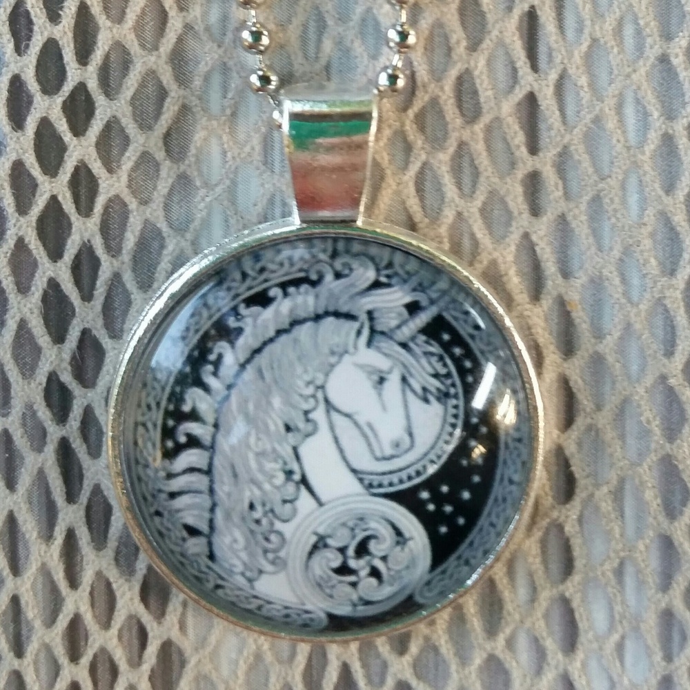 Unicorn necklace